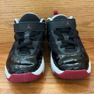 Jordan Stay Loyal 3 Kids Sneakers Size 2.5y  Black and Red